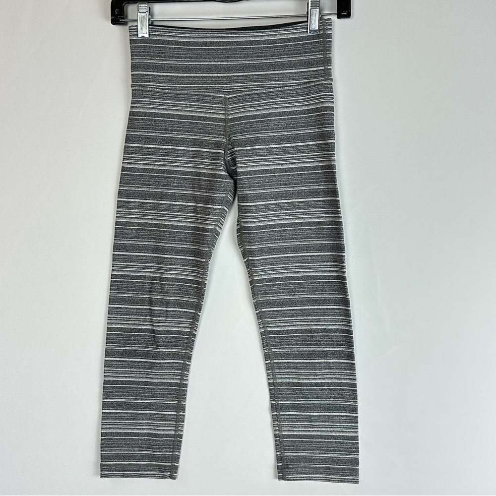 LULULEMON Align crop mid-rise grey horizontal stripe tights - size 2